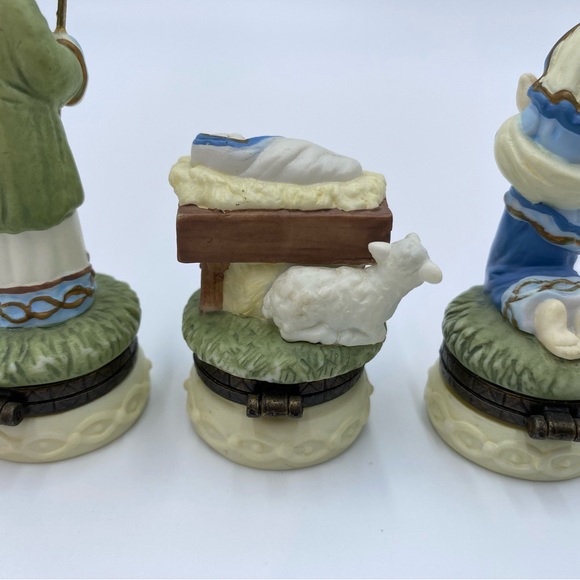 Set of 3 Midwest Of Cannon Falls Baby Jesus Nativity Scene Hinged Trinket Boxes - Picture 6 of 10
